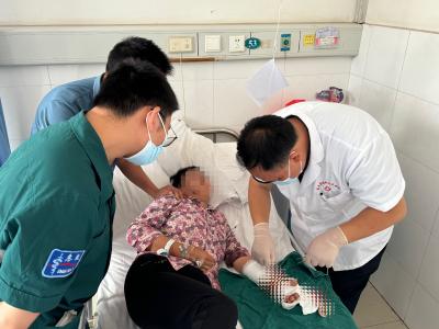 妙手仁心显担当！乐天溪镇中心卫生院成功救治复杂创伤患者