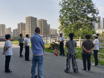 开展应急演练 共建和谐小区