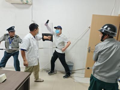 樟村坪镇卫生院开展防暴应急演练