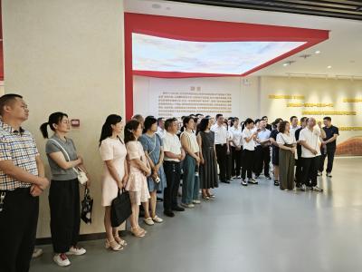 “小家”连“大家”，共上清廉课——夷陵区民政局以家庭视角深化廉政警示教育