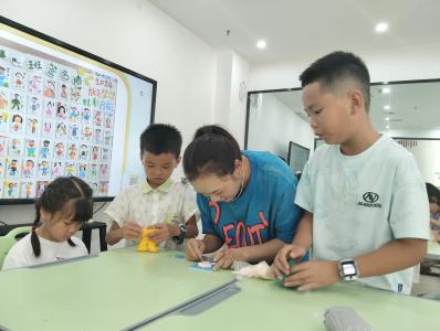 绿洲社区：捏出独一无二的 “我”