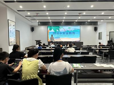 学防溺技能护己 传安全知识暖心