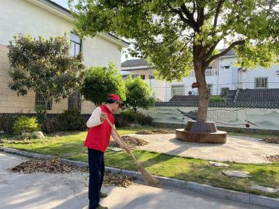 【新时代文明实践】清洁家园志愿行 干群携手展文明