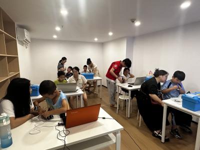 夷陵区启动“爸妈教我学科学”活动