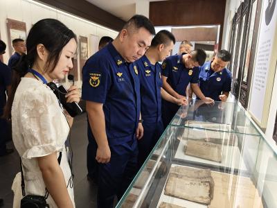 夷陵消防开展“迎七一忆初心 强党性担使命”主题党日活动