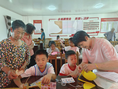 姜家畈村暑托班开班 讲好防溺水第一课