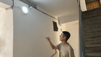 “小路灯” 点亮居民 “幸福路”