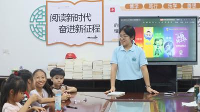 峡江润心护童苗 七彩课堂启心扉