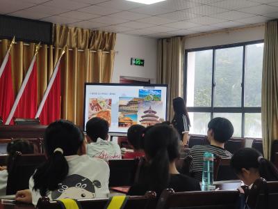 邓村乡希望家园巧设趣味地理课堂 带领乡村儿童“云”游祖国大好河山