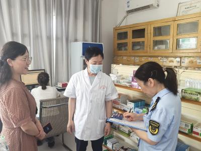 1+1联合指导  筑牢基层用药安全防线