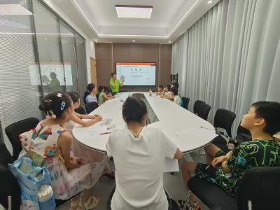 破茧见心：认识小小的我