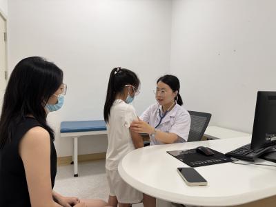 夷陵人民医院延时专家门诊破解就医难  630名患儿已受益