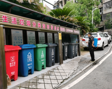 港虹社区：防蚊灭蚊为民生 筑牢基孔肯雅热防线