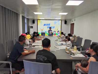 书香润心扶幼苗 笔墨传情暖童心