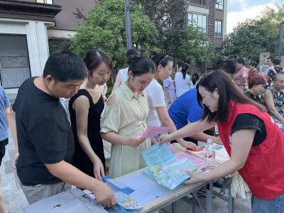 清风送岗 真情暖心——夷陵万达就业服务站纳凉夜话架起惠民连心桥