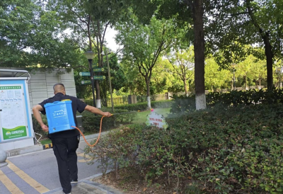 东城社区：多措并举防蚊灭蚊 筑牢居民健康防线