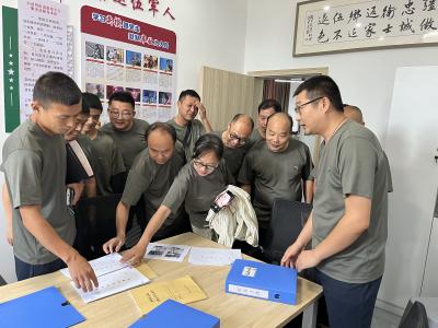 “八一”练兵筑国防