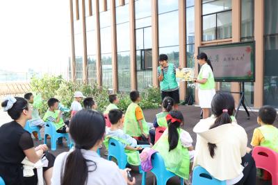 夷陵图书馆“萌芽菜园”开展处暑节气农耕体验活动