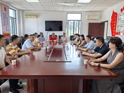 下堡坪乡：爱心企业助教育，情系家乡暖人心