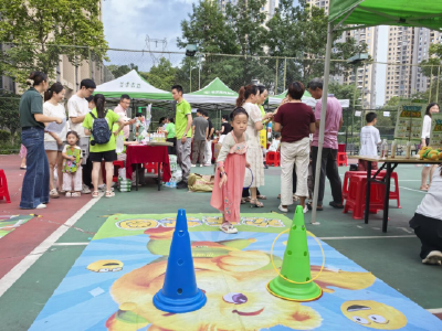 锦江社区：便民服务惠邻里，健康活动聚欢颜