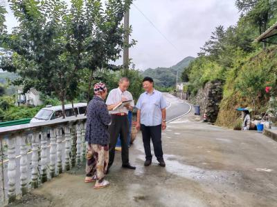桃坪河村：支客师宣讲 爱国卫生运动 扮靓村庄美环境