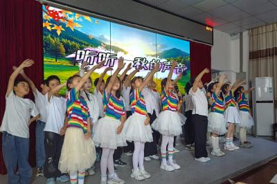 朗读比赛建平台 声动校园展风采