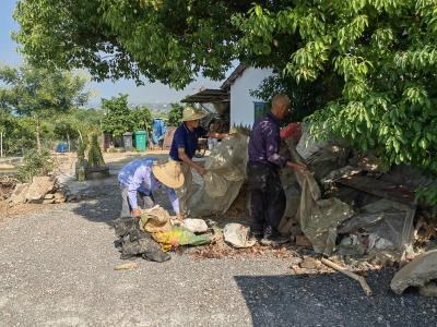 鸦鹊岭镇：发挥党员先锋作用 擦亮人居环境底色