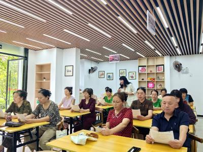 润城社区：声声诵土地 深深爱国情