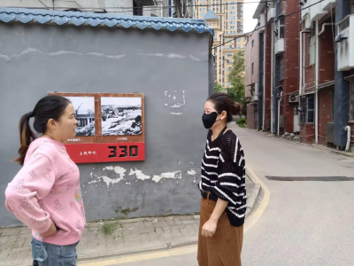 走访送关怀 情暖妇女心