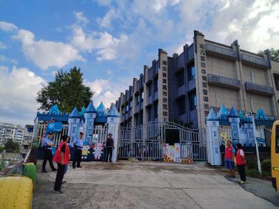 望江社区开展护学岗志愿服务活动