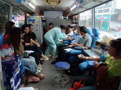 雾渡河公益双行：献血传爱，急救赋能