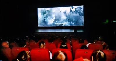 区文旅系统组织干部职工集中观看爱国主义题材影片《731》