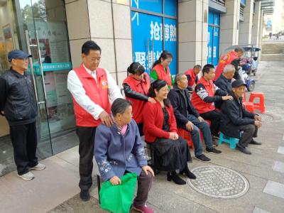 情暖重阳 便民助老