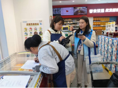 锦湖社区：网格走访“双同步” 筑牢安全服务线