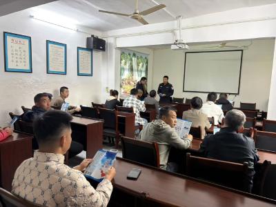 夷陵区鸦鹊岭镇：禁毒宣传强意识 尿检筛查筑防线