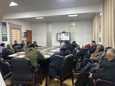 党课破题“心”凝聚 实干铺就振兴路