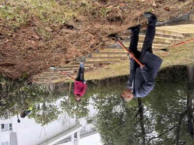 宜昌北收费站开展环境整治行动 靓化站容站貌