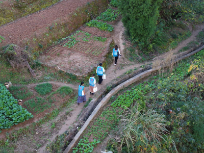 无人机巡防 织密秸秆禁烧防护网