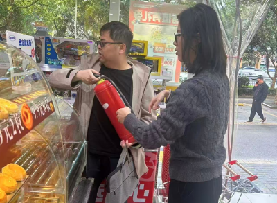 开展消防安全检查 织密辖区安全防护网