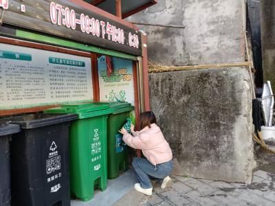 践行垃圾分类，环保理念深入人心
