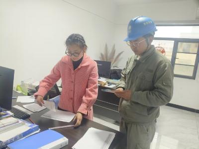 夷陵供电：贴心服务助企业电力交易“明明白白”