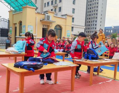 自理比拼显身手 快乐成长伴童年——鸦鹊岭分园幼儿自理能力大赛顺利开展