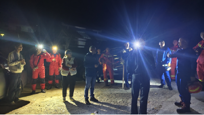 寒夜三小时，乐天溪镇成功救援失联徒步者