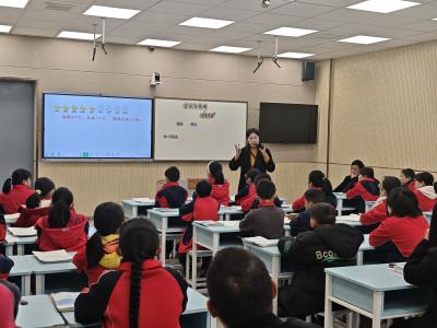 夷陵区开展“情景+问题串”小学数学教研活动