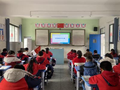 雾渡河镇中心小学举办单词书写大赛