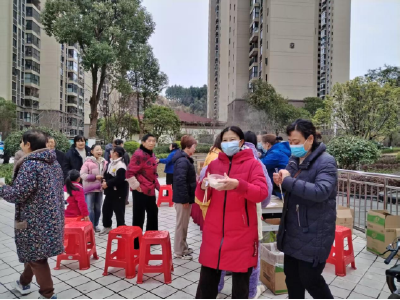 锦湖社区冬至送暖：一碗饺子香 浓浓邻里情