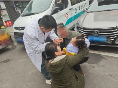 试验区：街头急救显仁心，基层守护有温度