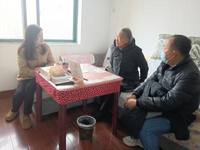 关爱零距离 情暖夕阳红