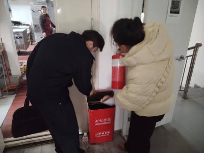 强化消防检查 绷紧安全之弦