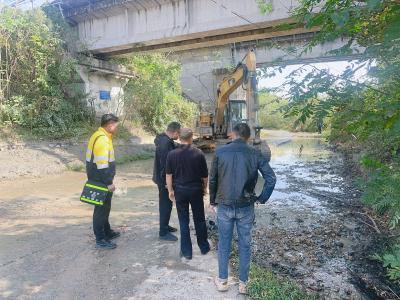 鸦鹊岭镇：根治积水顽疾 护航出行安全